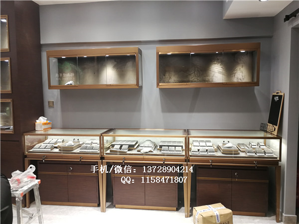 積極配合，值得合作的珠寶展柜廠(chǎng)家！